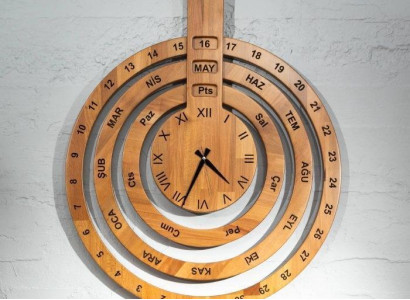 Luxurious wooden wall clock in vintage style with antique finish and pendulum